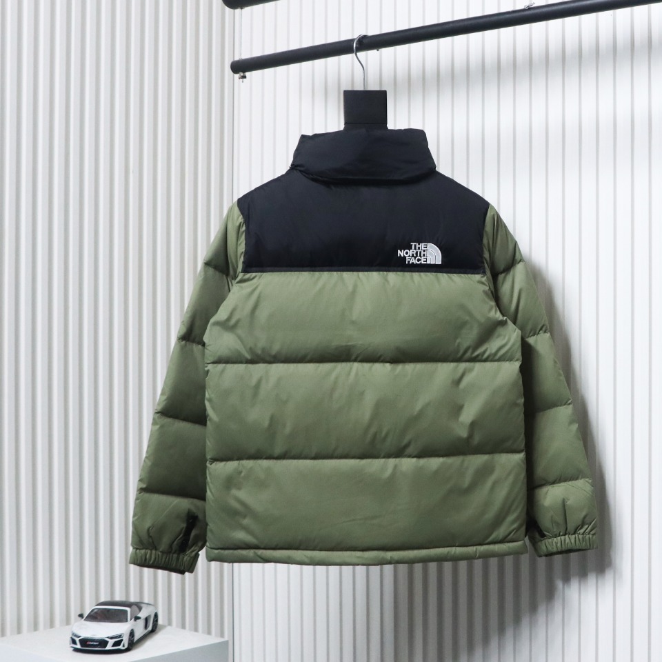 The North Face 1996 Retro 700 Fill Short Down Jacket Green