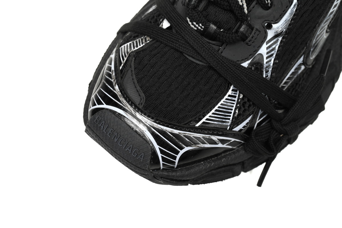 Balenciaga 3XL Sneaker in Black 542228 W2RB8 1090