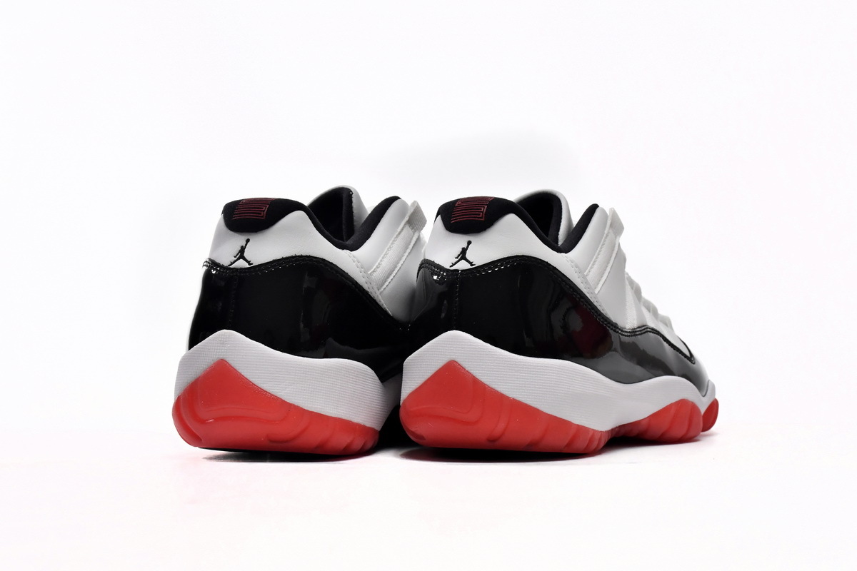 Air Jordan 11 Retro Low Concord Bred AV2187-160