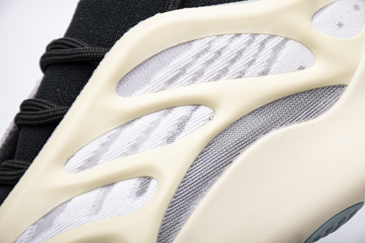 adidas Yeezy 700 V3 Azael Real Boost FW4980