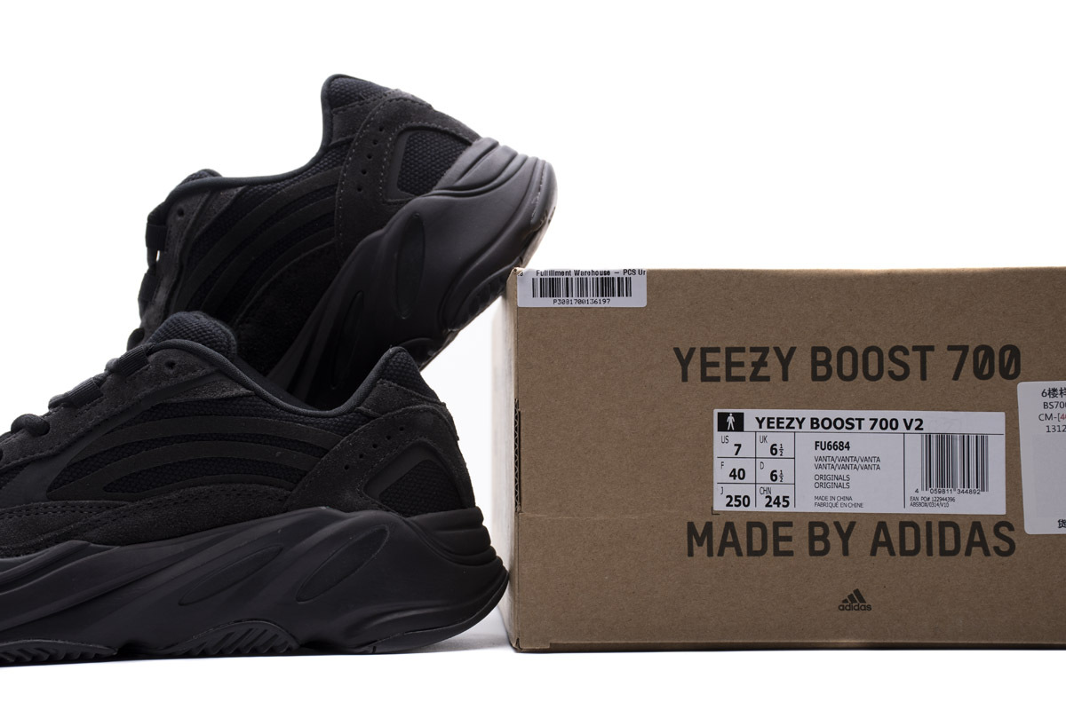 Yeezy Boost 700 V2 Vanta FU6684