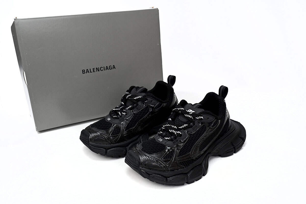 Balenciaga 3XL Sneaker in All Black 734733 W2RC6 0203