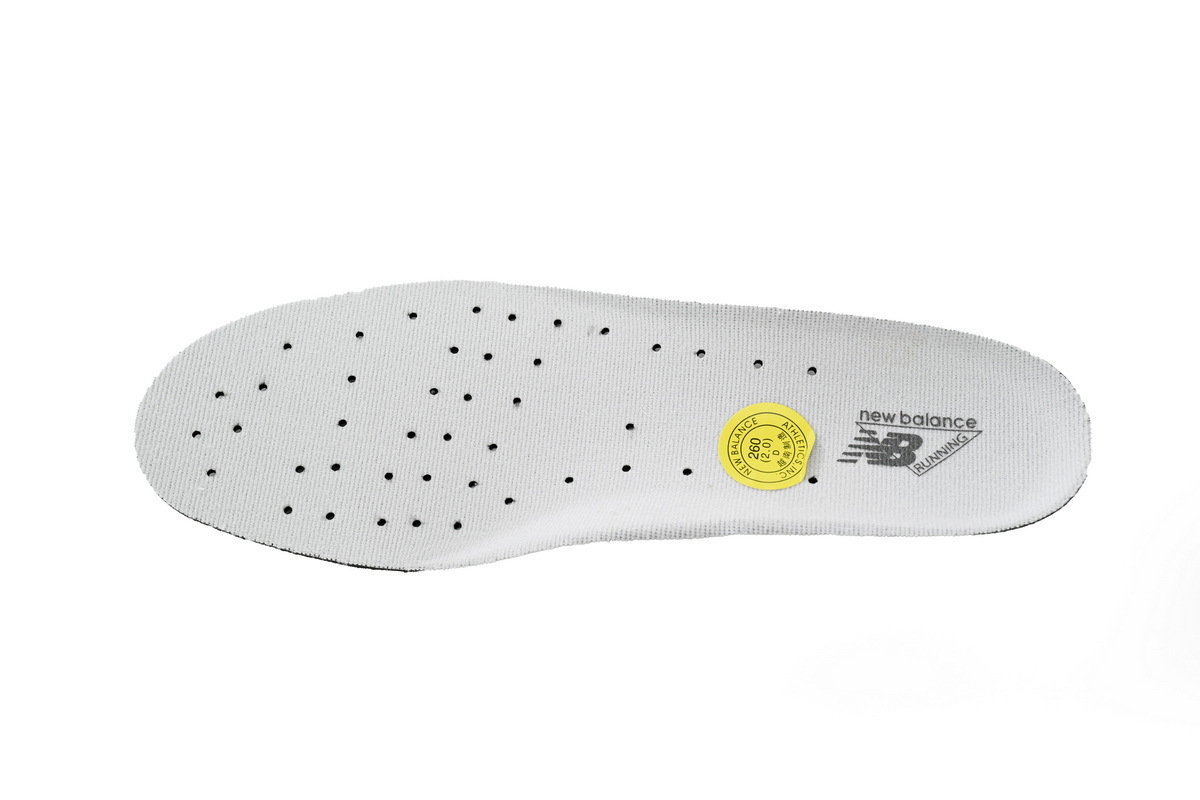 New Balance 2002R Beige M2002RE