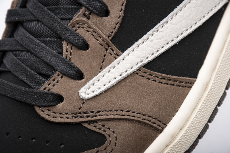 Travis Scott x Air Jordan 1 Low OG SP T CQ4277-001