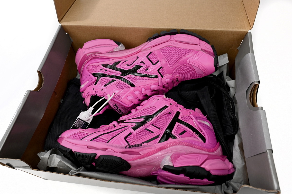 Balenciaga Runner Black Red 677402 W3RB2 5510