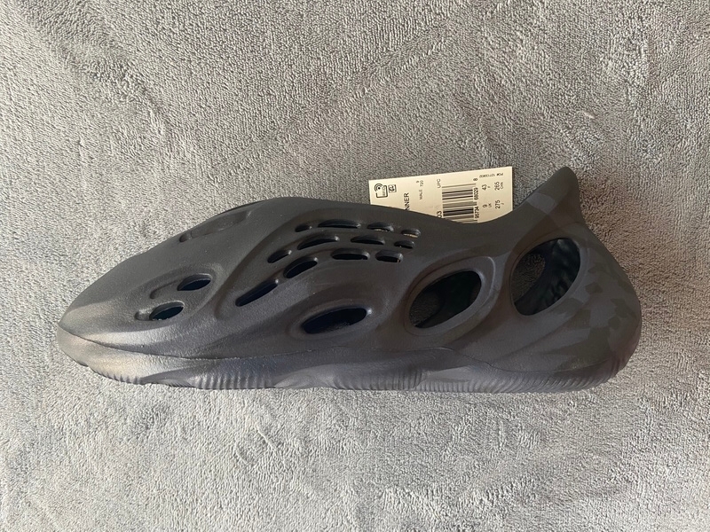 adidas Yeezy Foam Runner Mineral Blue GV7903