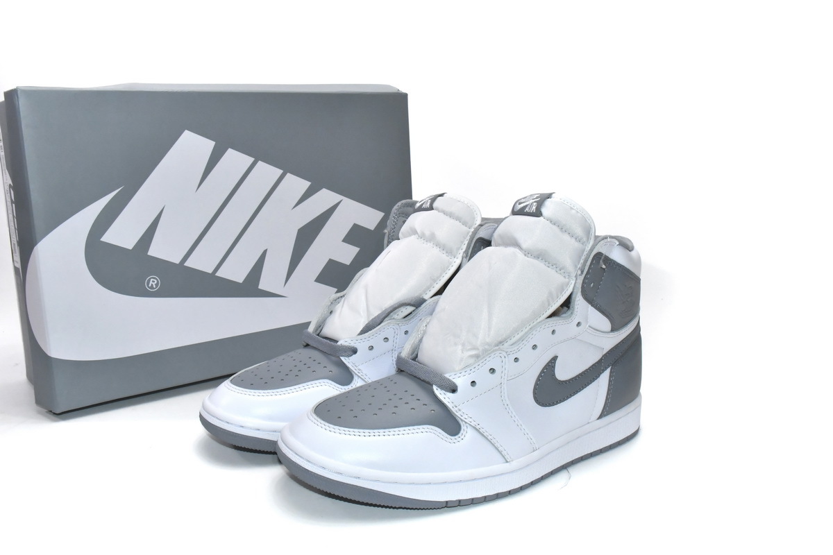 Air Jordan 1 High Stealth 555088-037