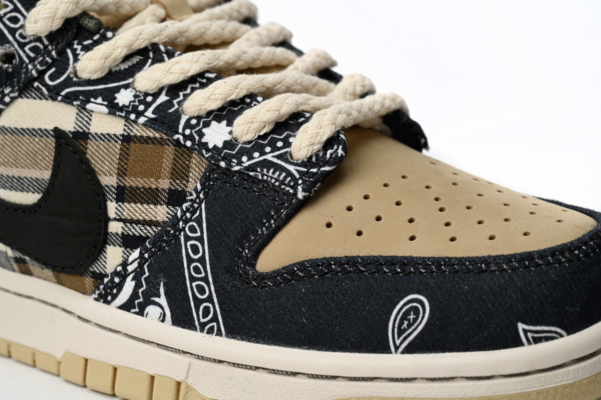 Travis Scott x Nike SB Dunk Low CT5053-001