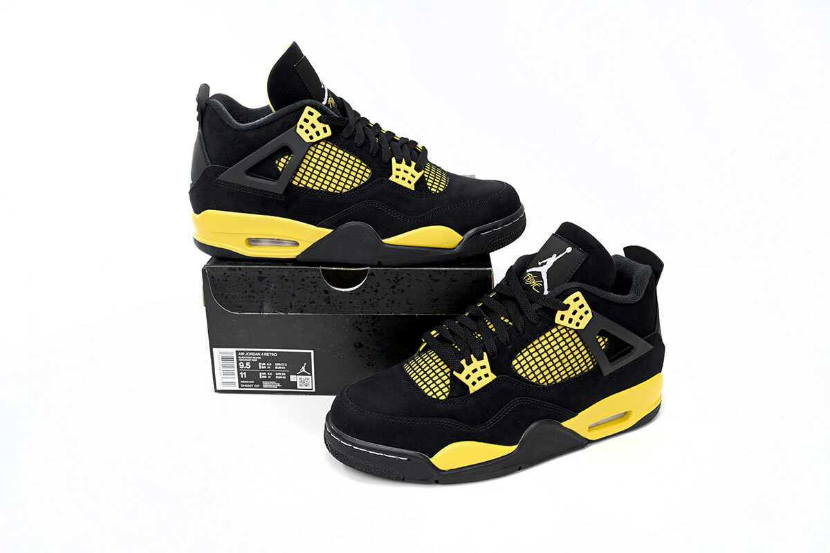 Air Jordan 4 Retro Thunder DH6927-017