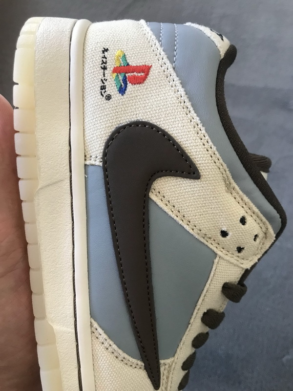 Travis Scott x PlayStation x Nike Dunk Low PS5 CU1726-800