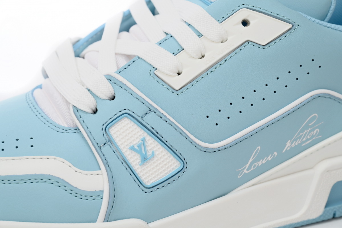 Louis Vuitton Trainer Baby Blue 1AAHSJ