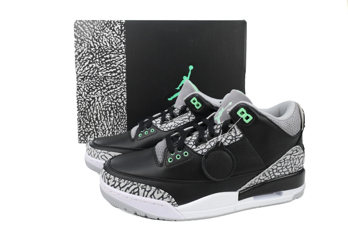 Air Jordan 3 Retro Green Glow CT8532-031