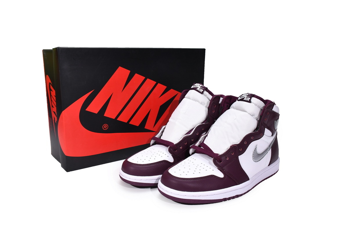 Jordan 1 Retro High OG Bordeaux 555088-611