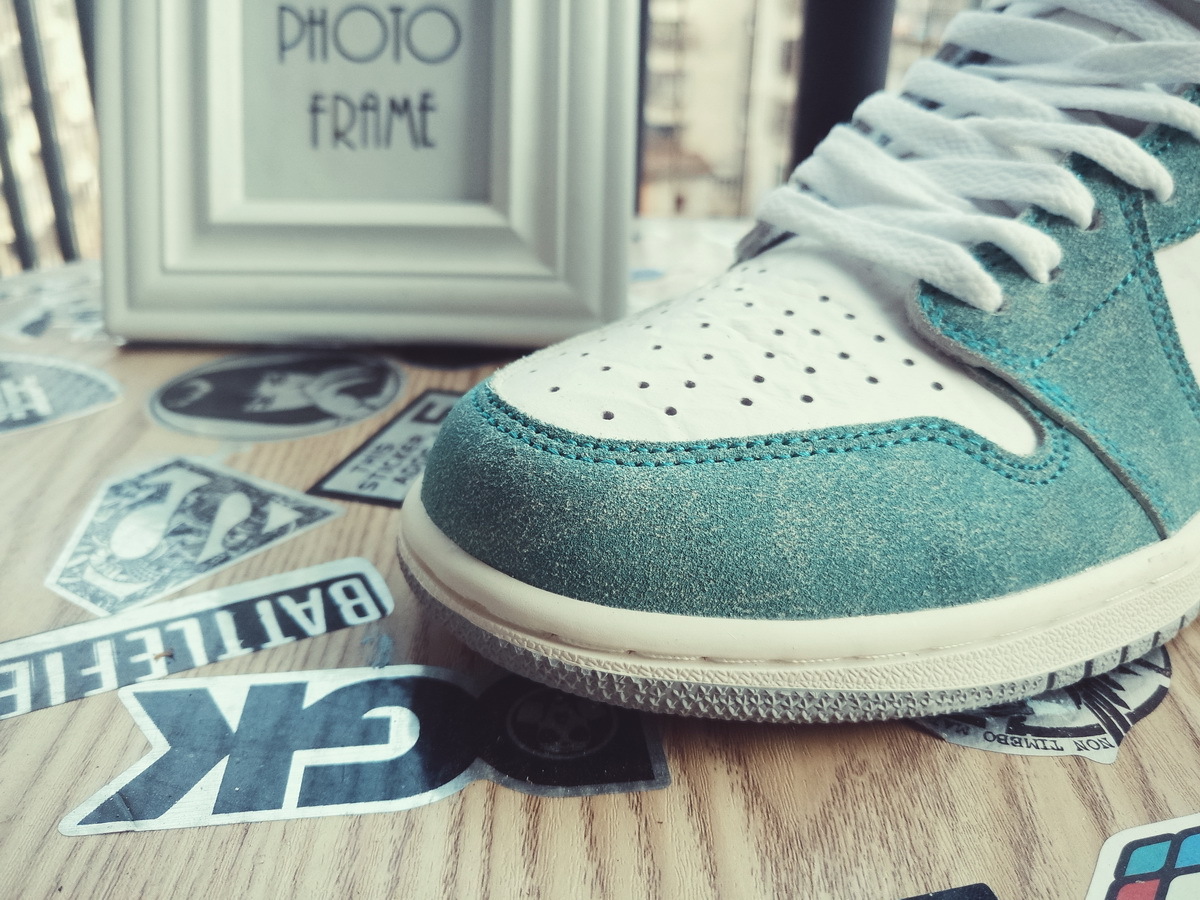 Jordan 1 Retro High Turbo Green 555088-311