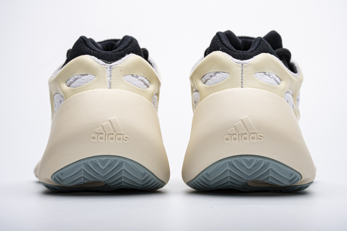 adidas Yeezy 700 V3 Azael Real Boost FW4980
