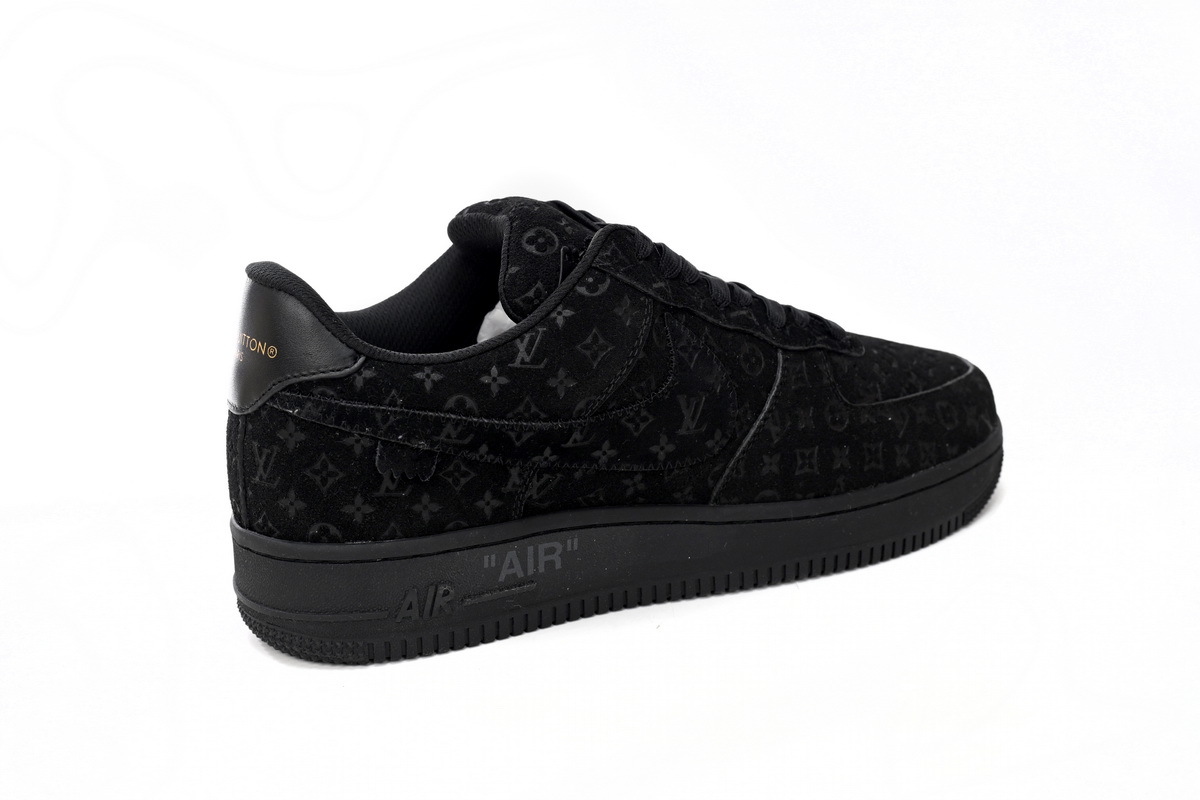 Louis Vuitton Nike Air Force 1 All Black 1A9VD7