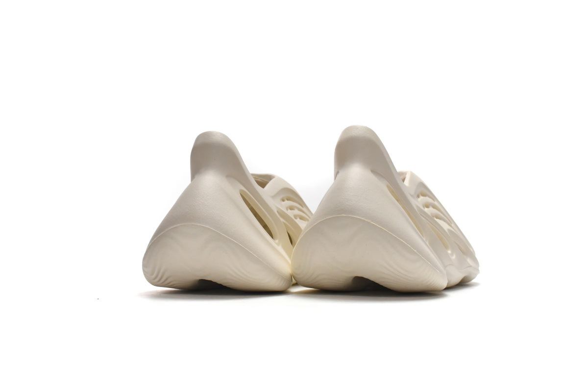 adidas Yeezy Foam Runner Ararat G55486