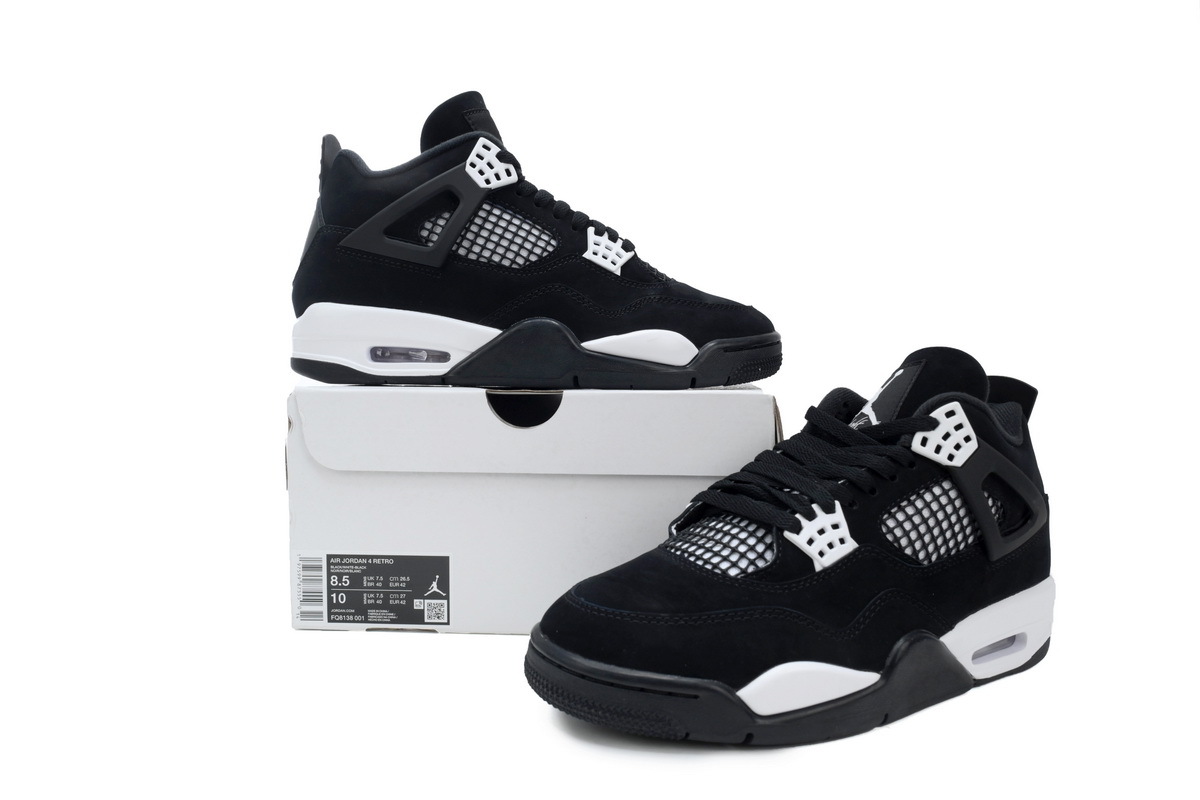 Air Jordan 4 Retro “White Thunder” FQ8138-001