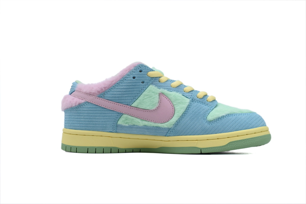 Verdy x Dunk SB Low Visty Pink Blue Green FN6040-400