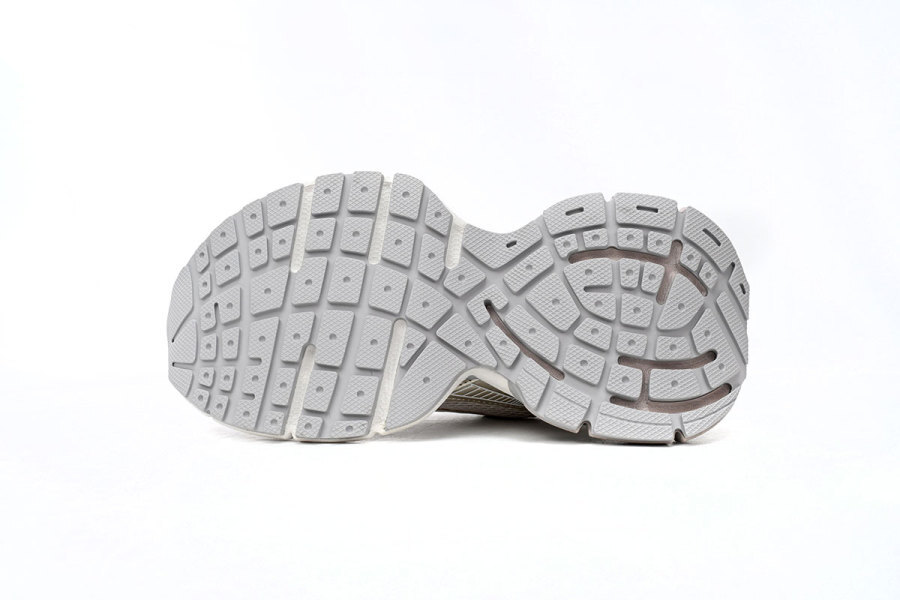 Balenciaga 3XL Sneaker in OFF White 734734 W3XL4 9191