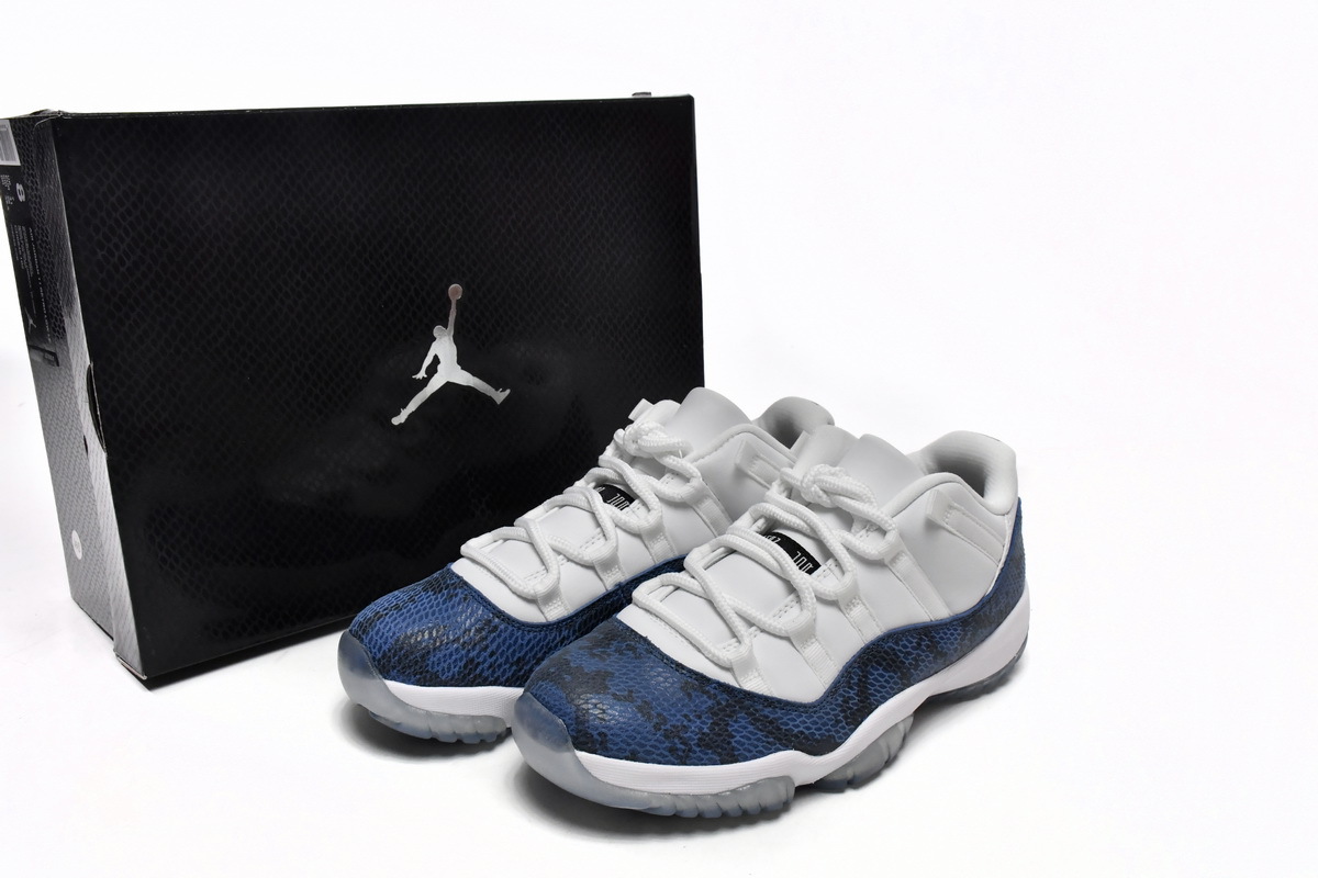Air Jordan 11 Retro Low Navy Snakeskin CD6846-102