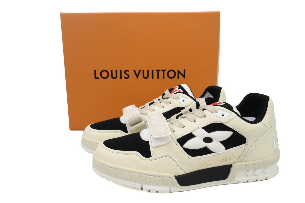 Louis Vuitton Trainer Cream Black