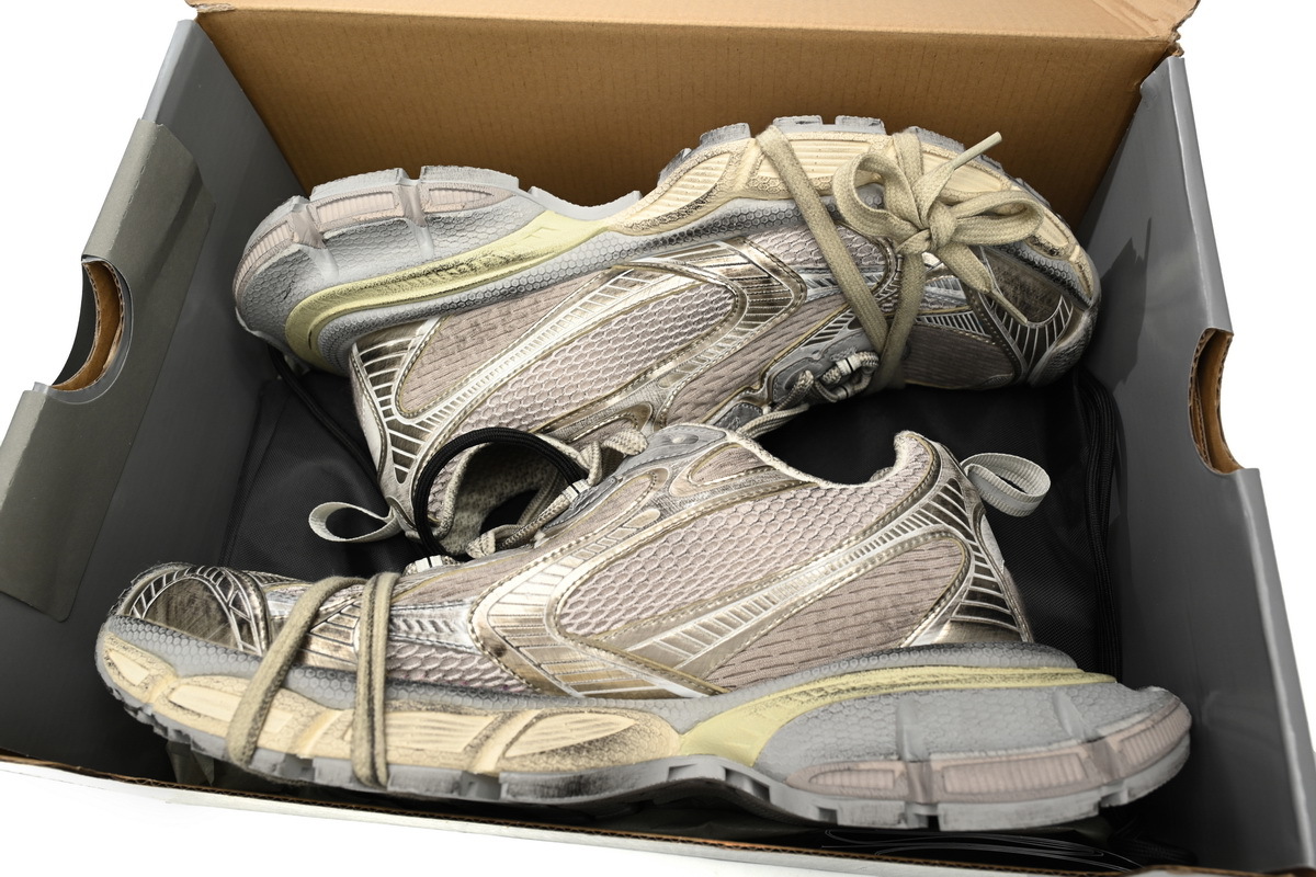 Balenciaga 3XL Sneaker in Light Beige 734734 W3XL4 9191