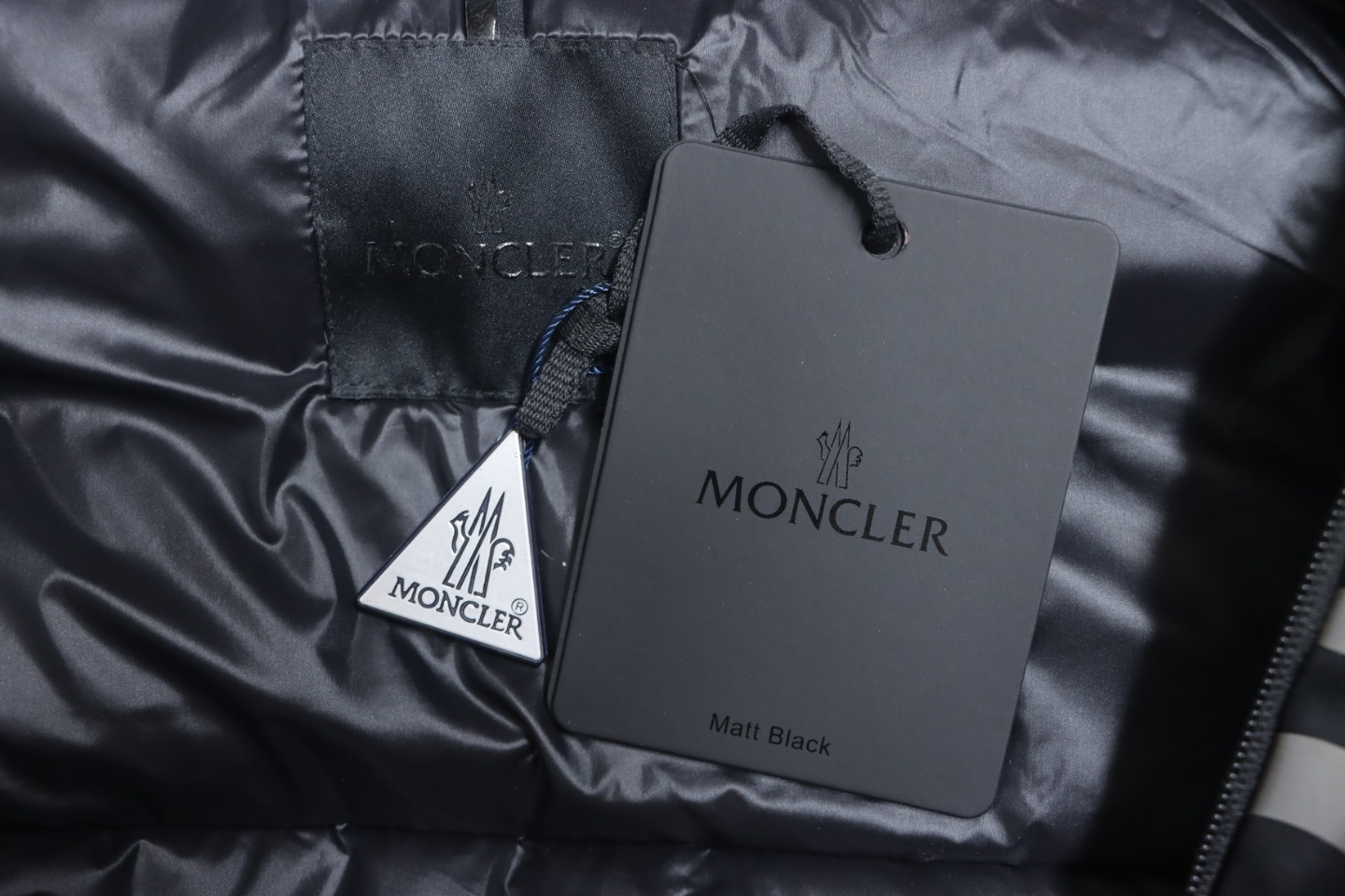 Moncler Ume Short Down Jacket Black