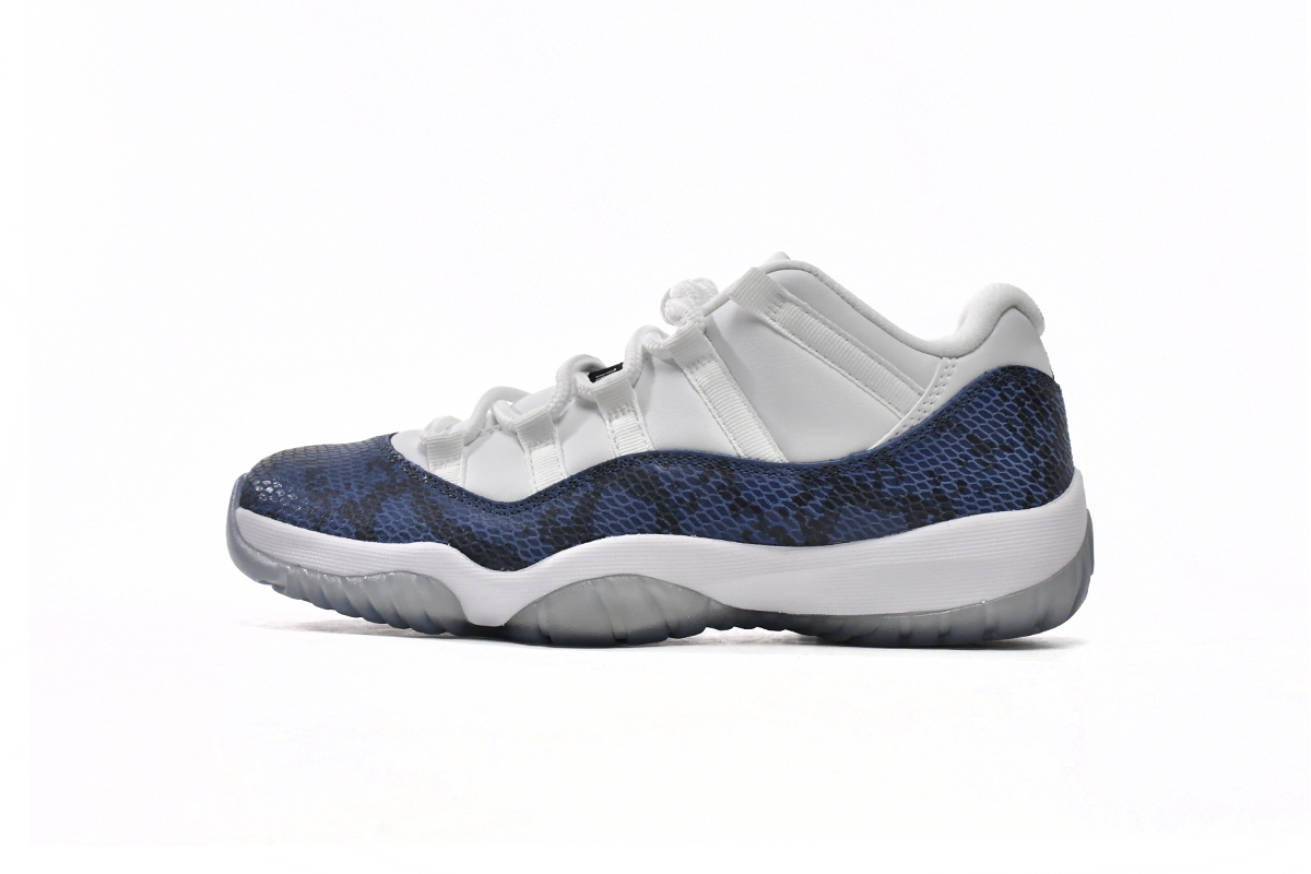Air Jordan 11 Retro Low Navy Snakeskin CD6846-102