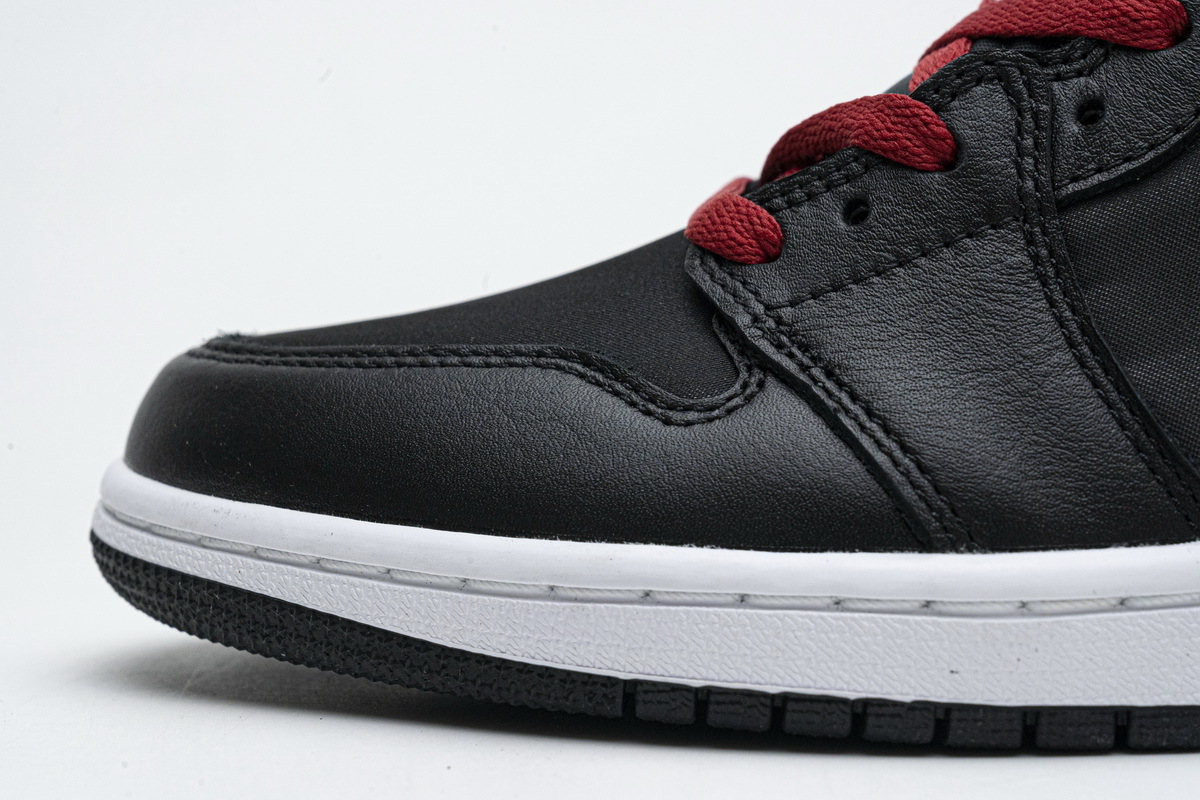 Jordan 1 Retro High Black Satin Gym Red 555088-060