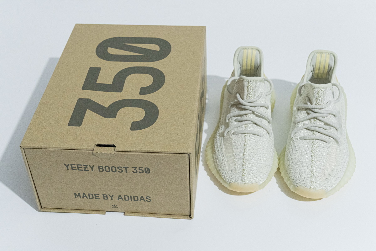 Adidas Yeezy Boost 350 V2 Light UV Sensitive GY3438