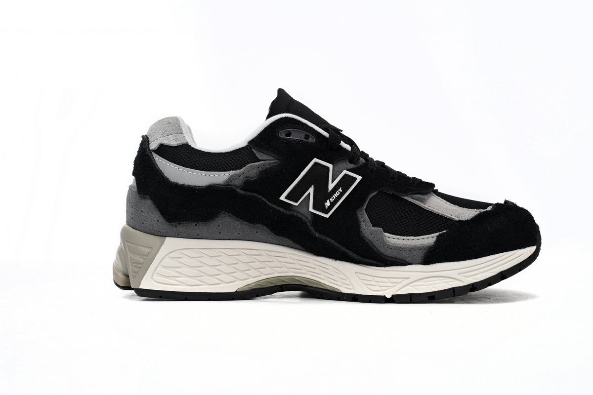 New Balance 2002R Protection Pack Black Grey M2002RDJ