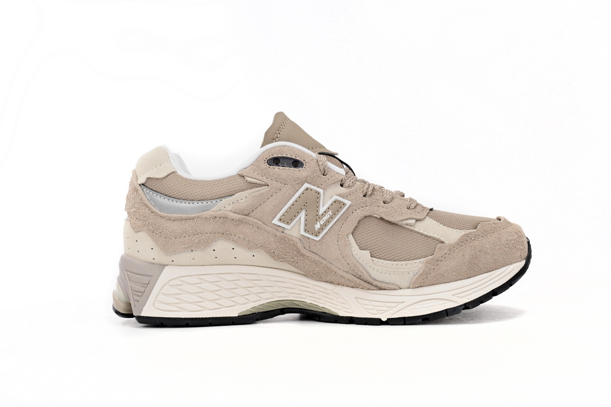 New Balance 2002R Protection Pack Driftwood M2002RDL