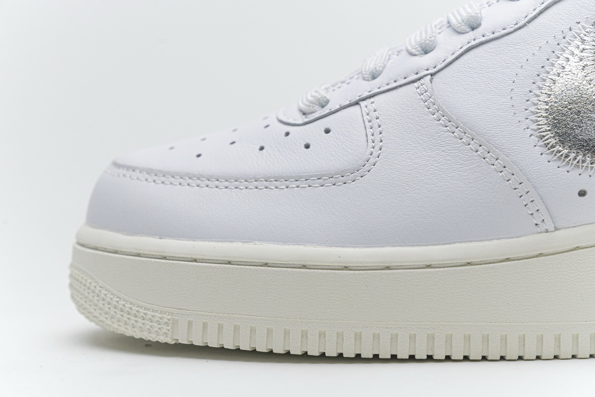 OFF White X Air Force 1 Low ConplexCon AO4297-100