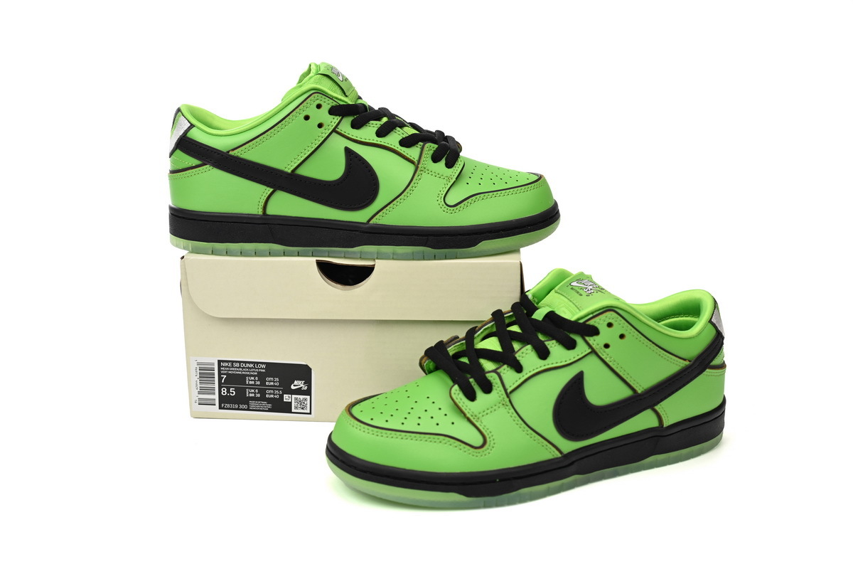 The Powerpuff Girls x Nike SB Dunk Low Buttercup FZ8319-300