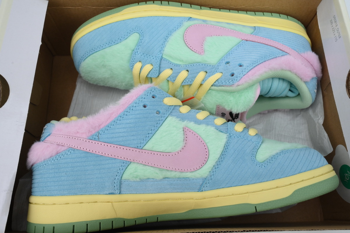 Verdy x Dunk SB Low Visty Pink Blue Green FN6040-400