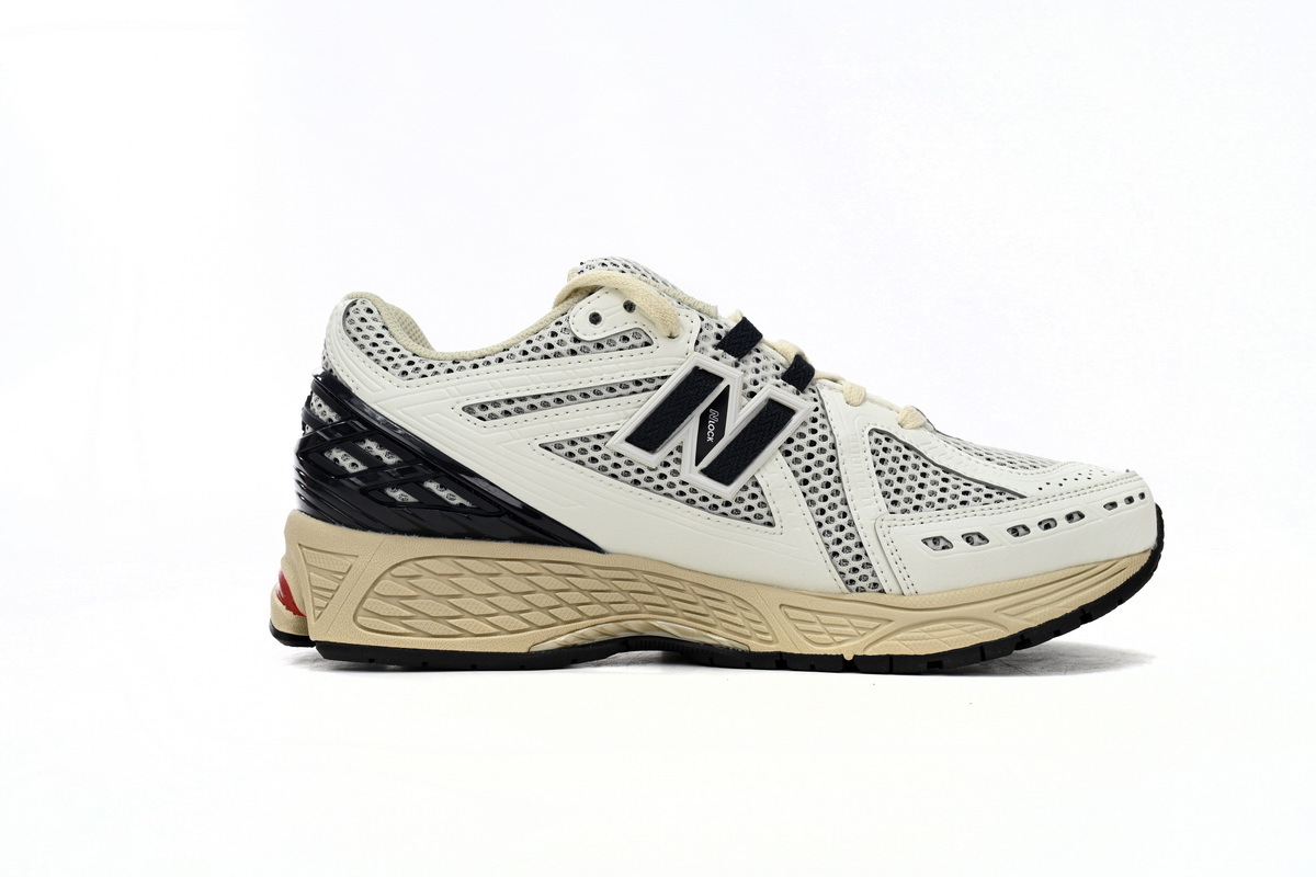 New Balance 1906R Sea Salt Eclipse True Red M1906RR