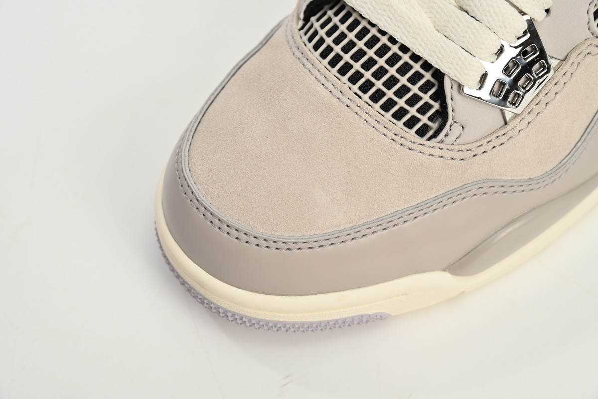 Air Jordan 4 WMNS Frozen Moments AQ9129-001