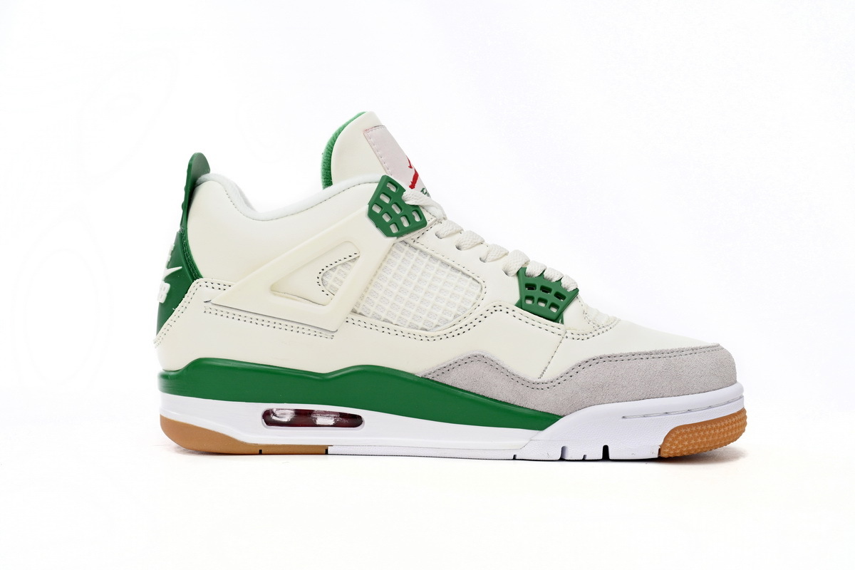 Nike SB x Air Jordan 4 Pine Green Calaite DR5415-103