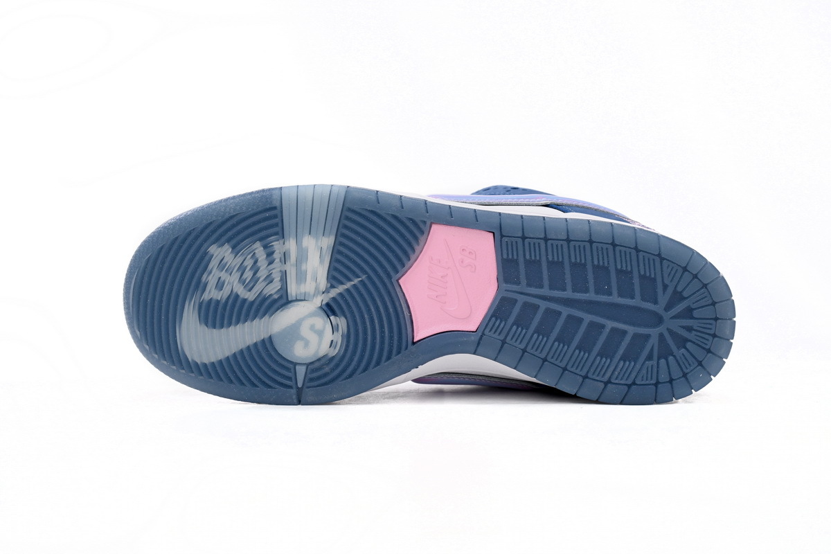Nike SB Dunk Low Born x Raised One Block At A Time FN7819-400