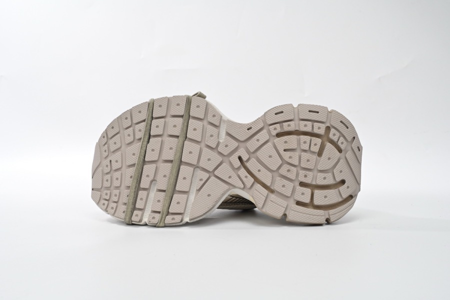 Balenciaga 3XL Sneaker in Black Gray White Gold 734734 W3XL6 0185