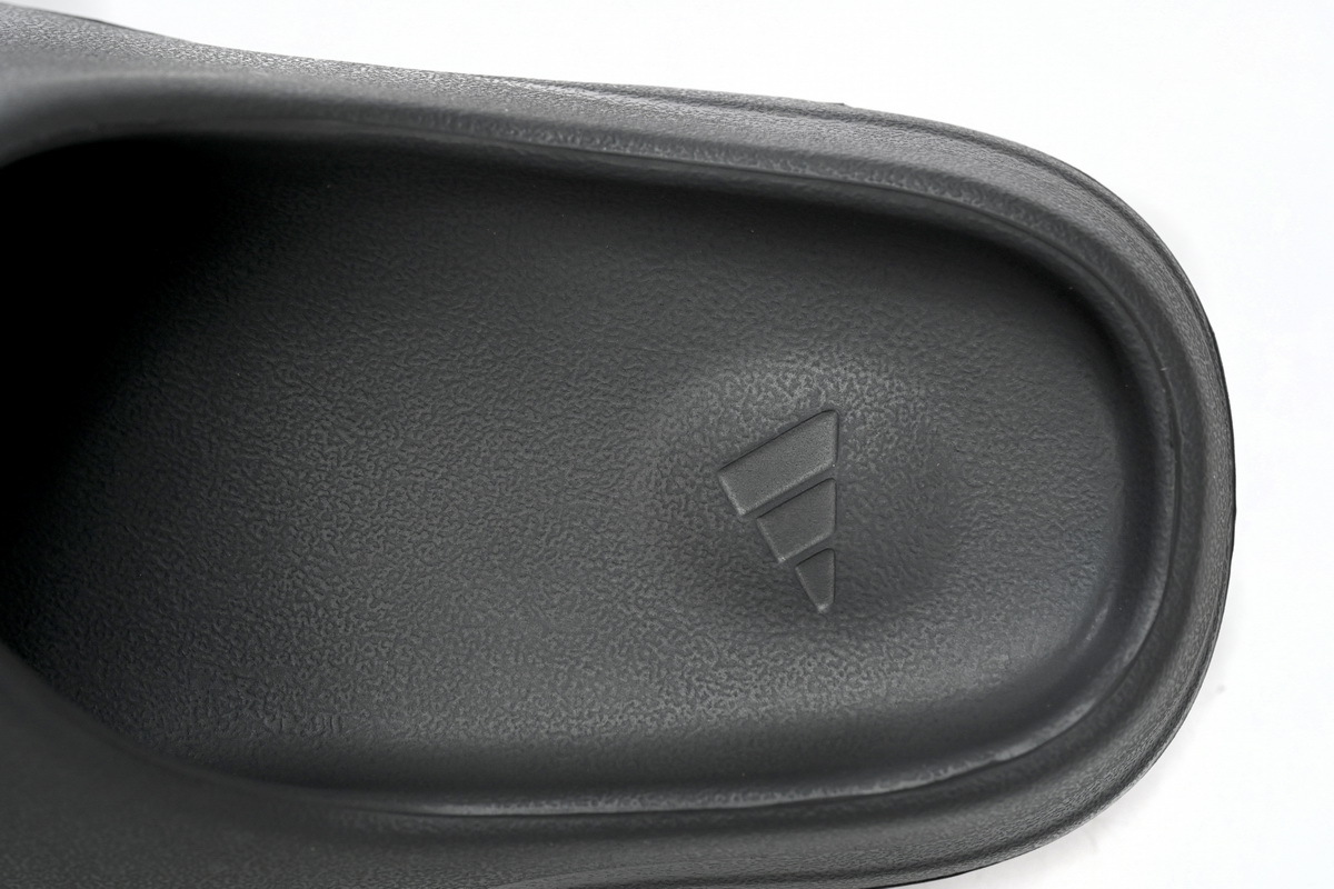 adidas Yeezy Slide Granite Gun Po Wder ID4132