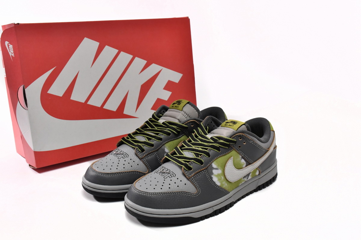HUF x Nike Dunk Low SB Friends and Family FD8775-002