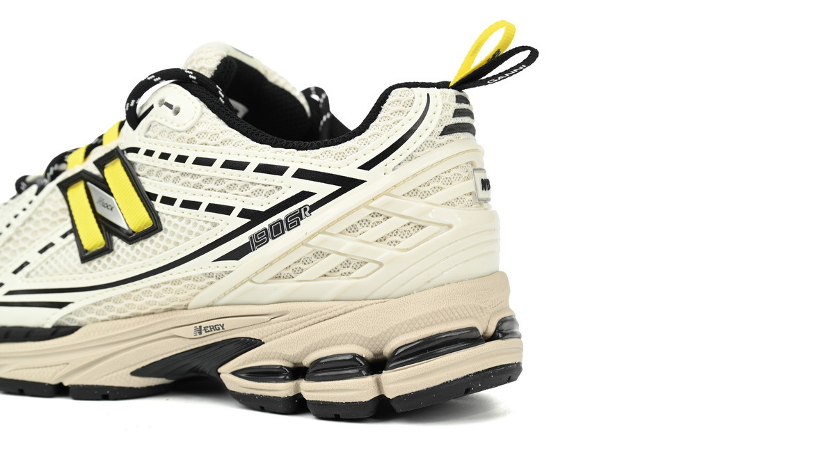 New Balance 1906R White Yellow M1906RGG