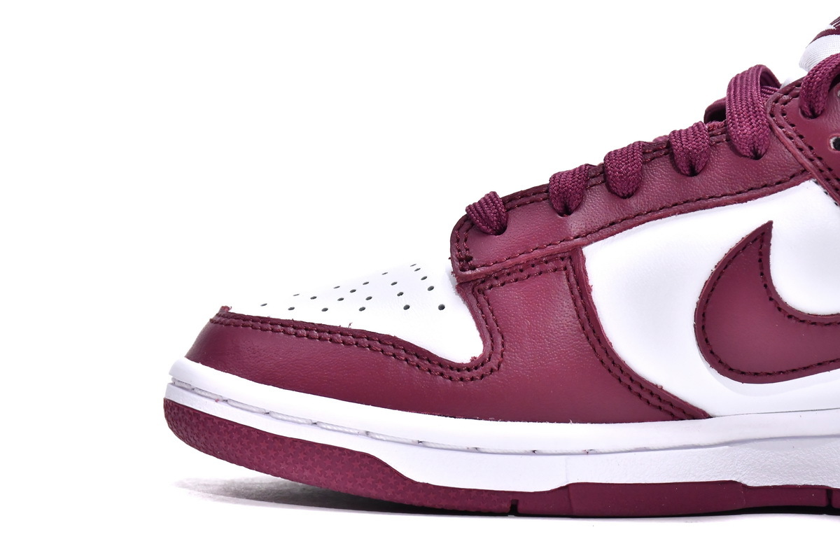Nike Dunk Low Bordeaux DD1503-108