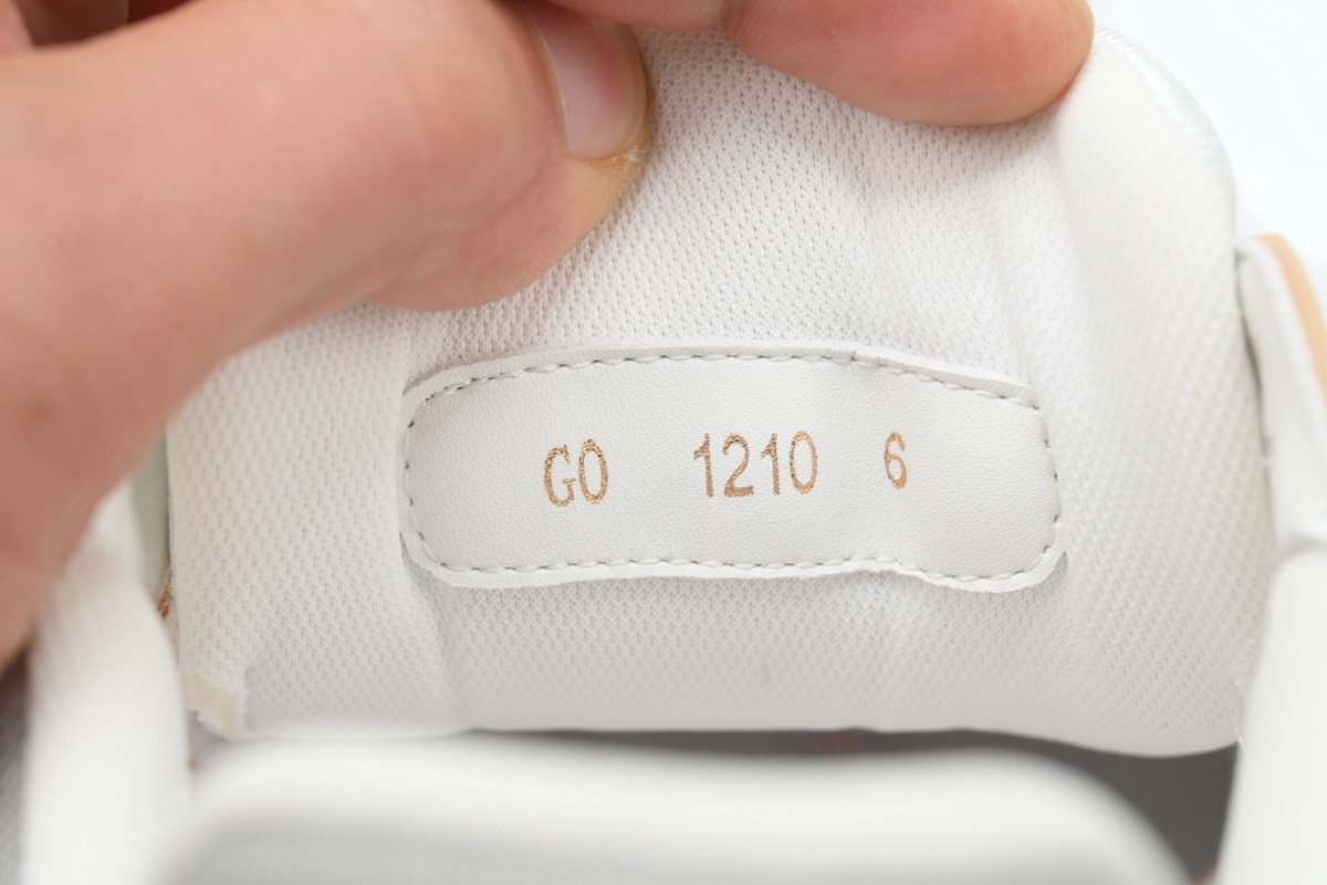 Louis Vuitton Trainer Metallic Beige