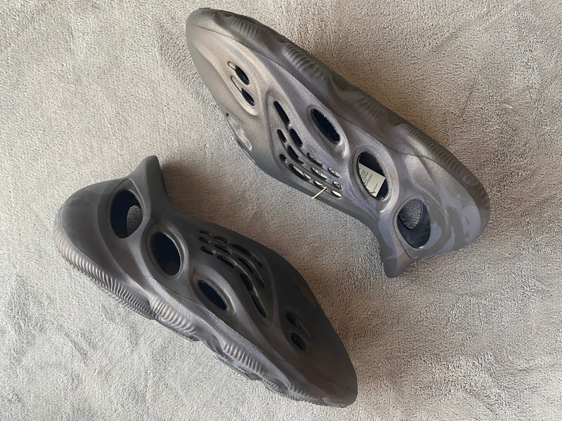 adidas Yeezy Foam Runner Mineral Blue GV7903