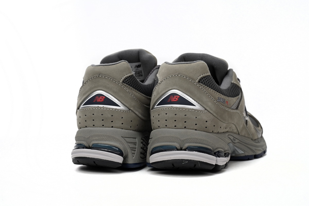 New Balance 2002R Light Grey M2002RA