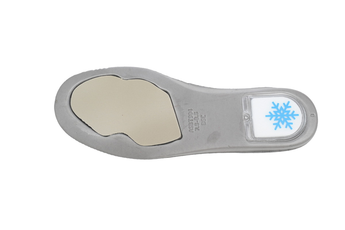 Nike SB Dunk Low The Wizard of Oz Poppy Field FZ1291-600