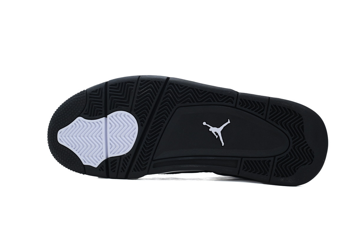 Air Jordan 4 Retro “White Thunder” FQ8138-001